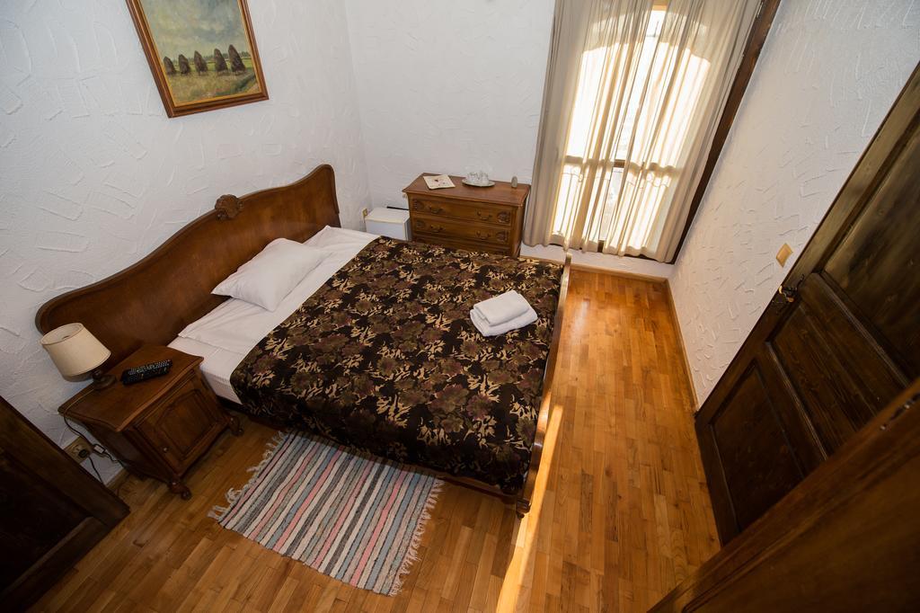 Hanul Moara Cu Noroc Ineu  Exterior foto